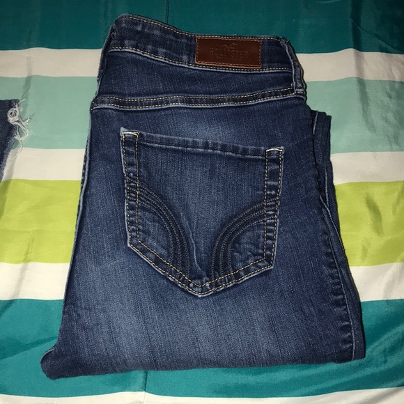 Hollister Jeans - Picture 2 of 6